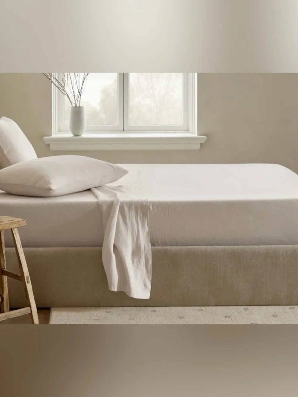 Quince European Linen Flat Sheet & Pillowcases, Queen (Sand)
